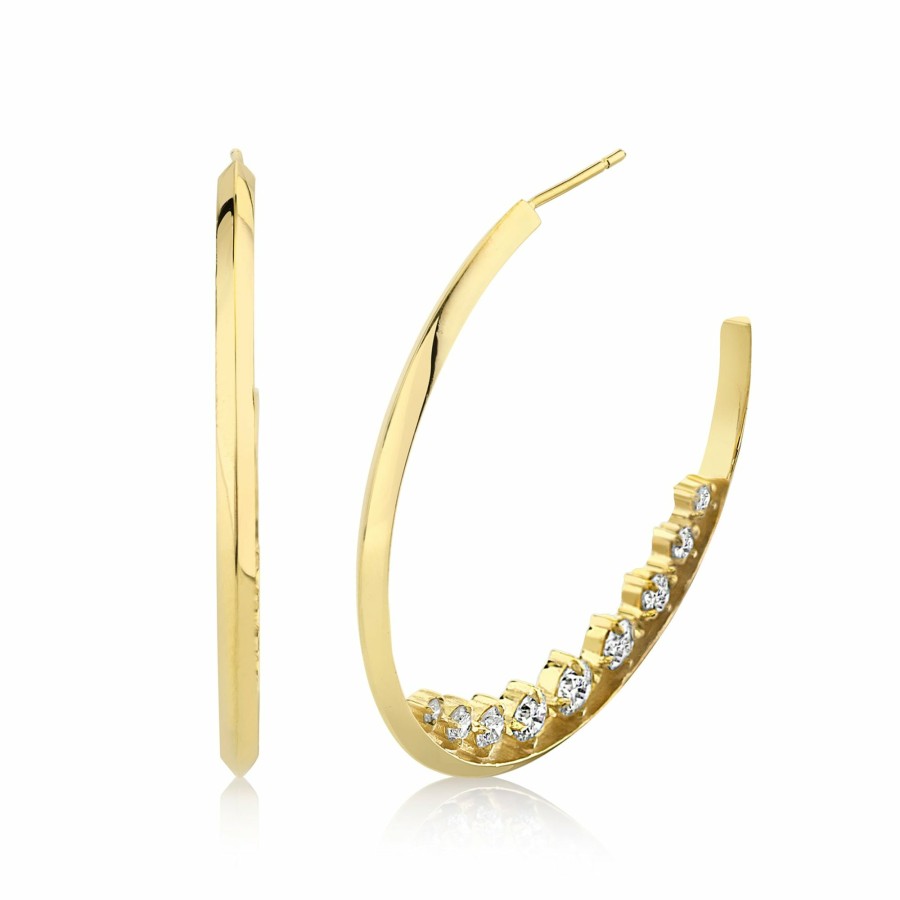 Ready To Ship Lizzie Mandler | Eclat Graduated Diamond Hoops Yellow Gold / White Diamond