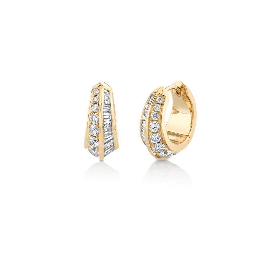 Earrings Lizzie Mandler | Crescent Hoops With Pave Diamonds And Tapered Baguettes