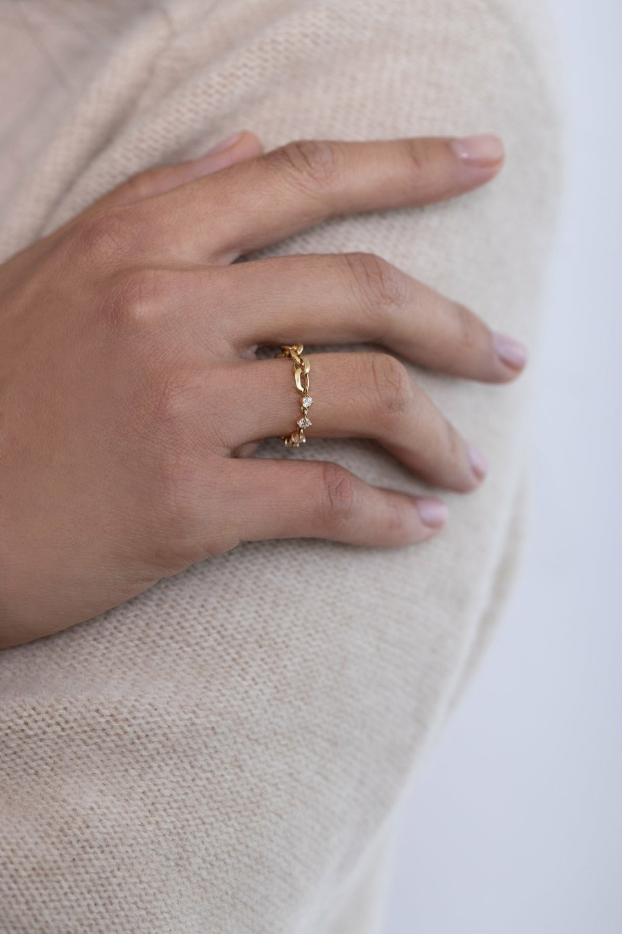 Ready To Ship Lizzie Mandler | Xs Link And Eclat Diamond Chain Ring Yellow Gold / White Diamond